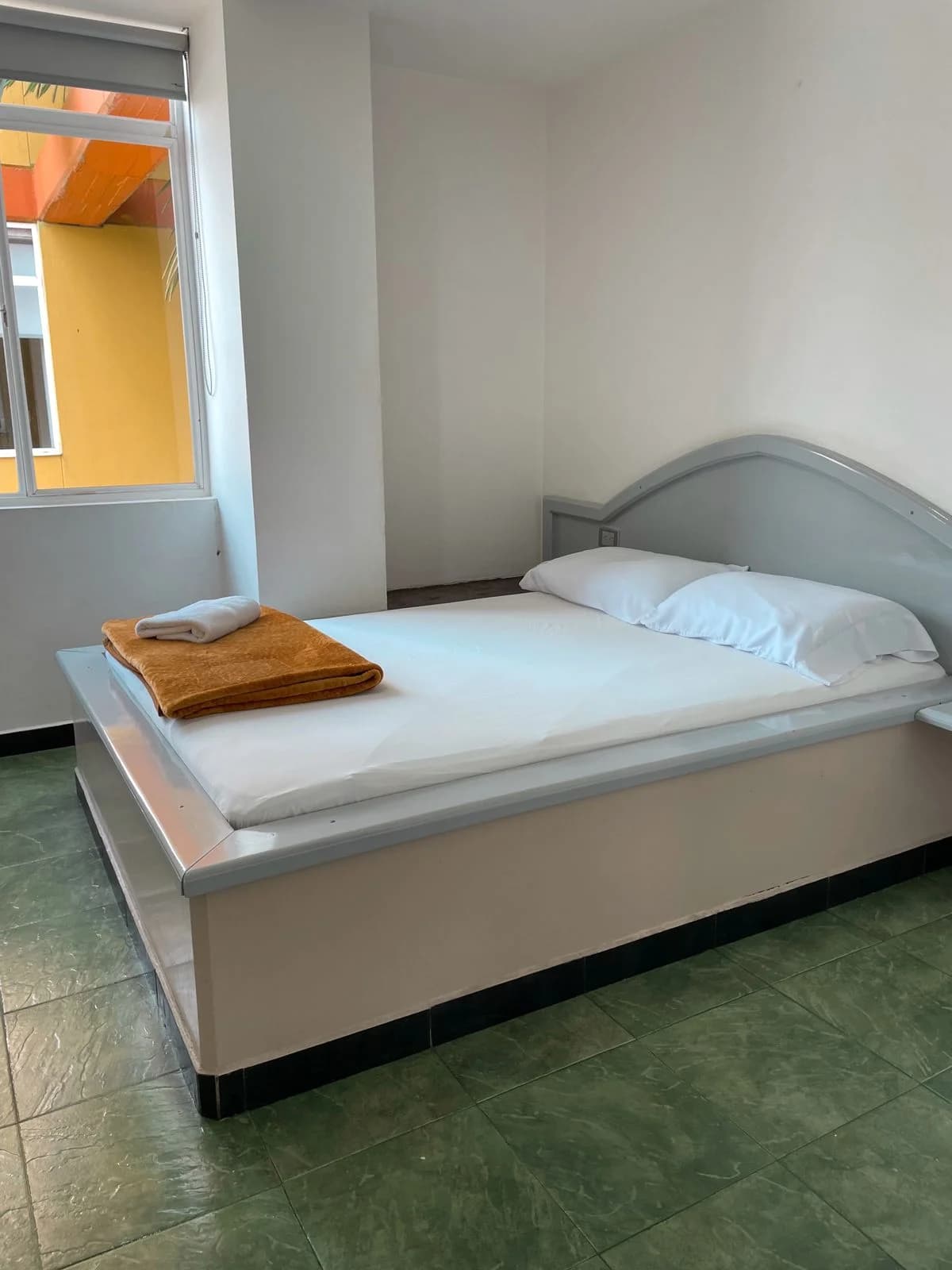 Habitación del hotel para conductores de Alpujarra 87 en Itagüí